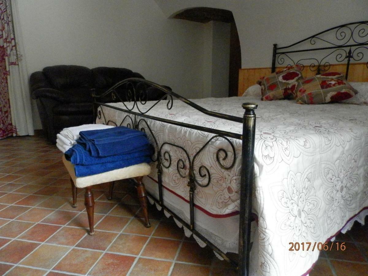 B&B Palazzo L'Occaso Castrovillari Bagian luar foto