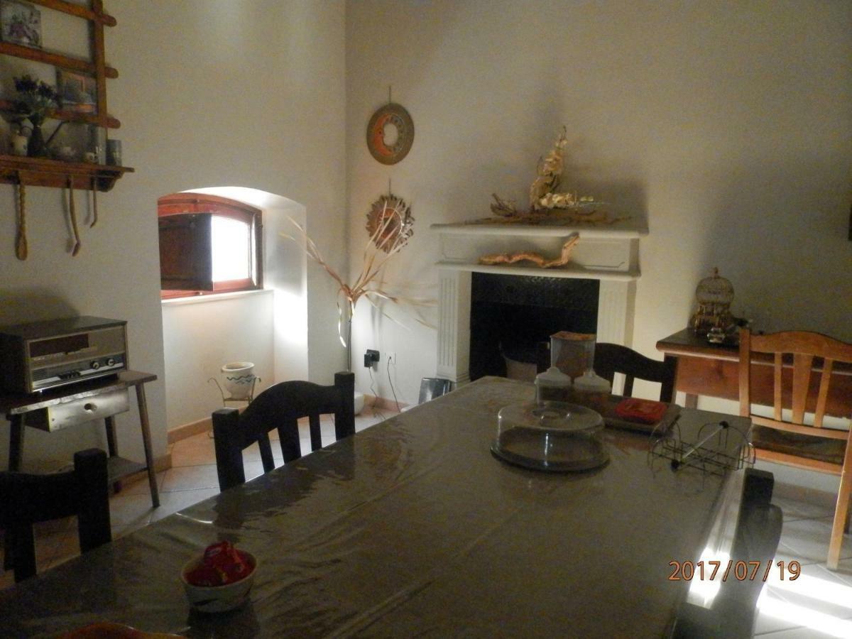 B&B Palazzo L'Occaso Castrovillari Bagian luar foto